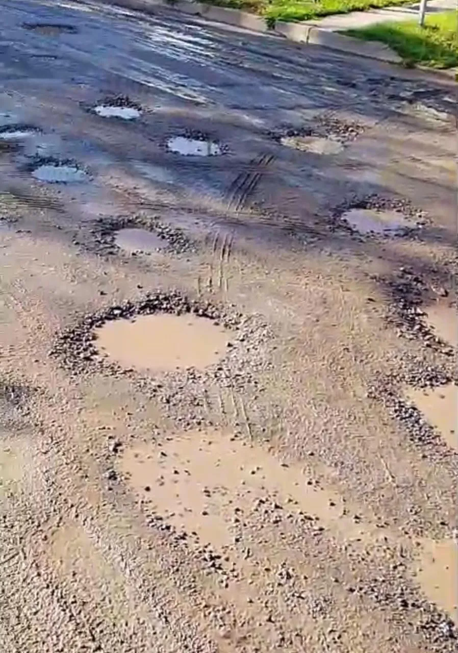 c327d9fc-c715-480a-b1ae-949834bf4b9c